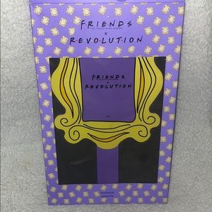 Friends x makeup revolution mirror